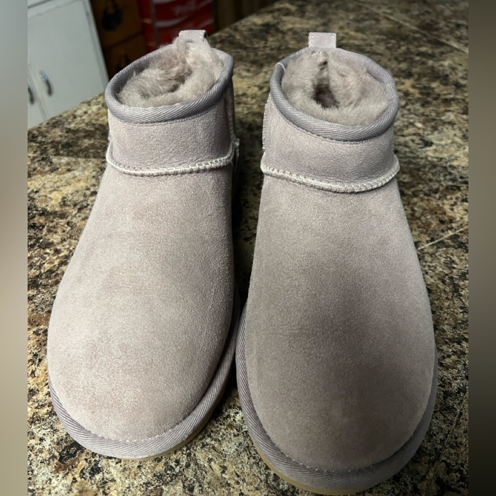 UGGS Ultra Mini